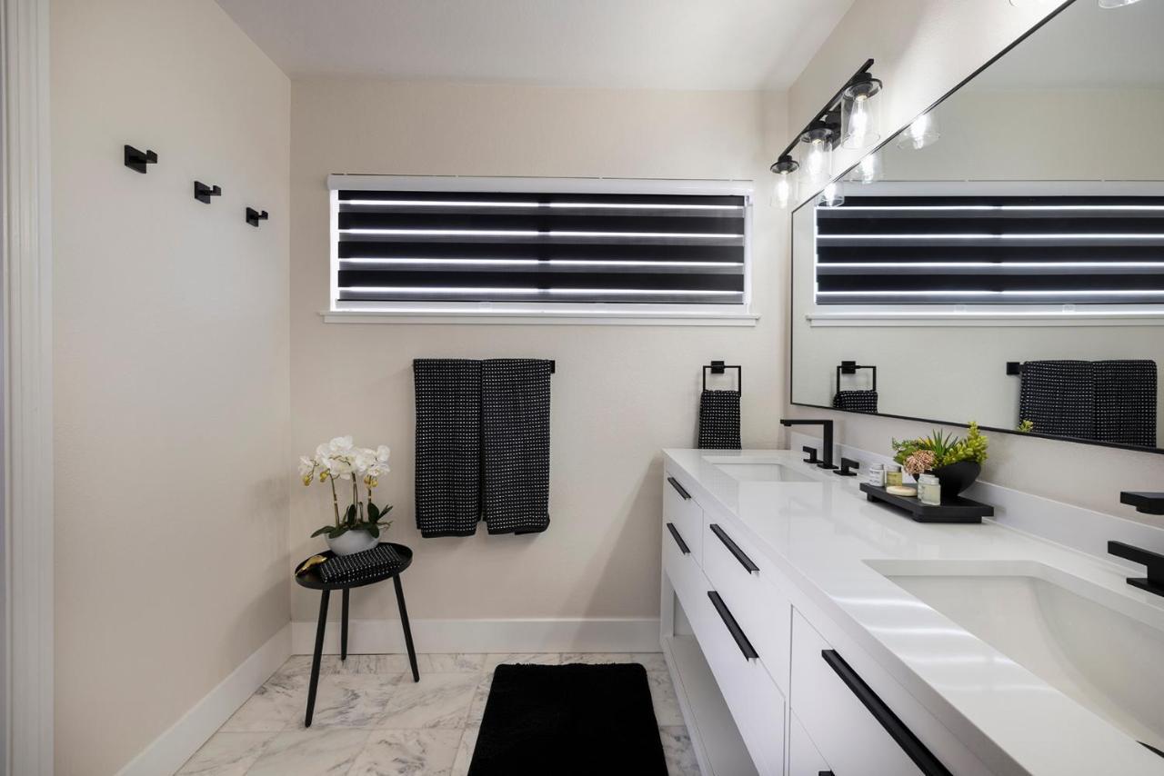 Single Story Minutes From Summerlin With Rv Parking & Dog Friendly Las Vegas Ngoại thất bức ảnh